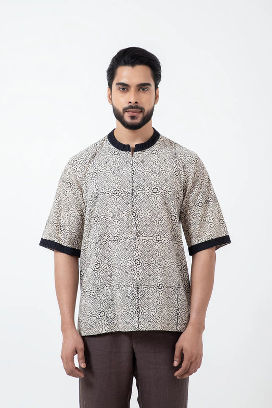 Block Printed White Skyline Bunkar t-shirt