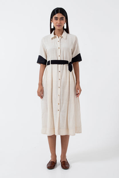 Kala Cotton Off-white Monday Dress